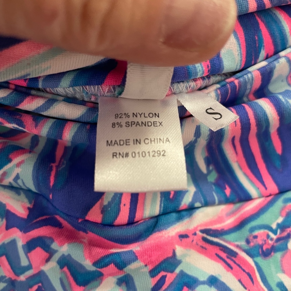 Lulu B, Aqua Floral-Print Mini Skirt with Pink & Blue Accents. Sz Small - Picture 4 of 7